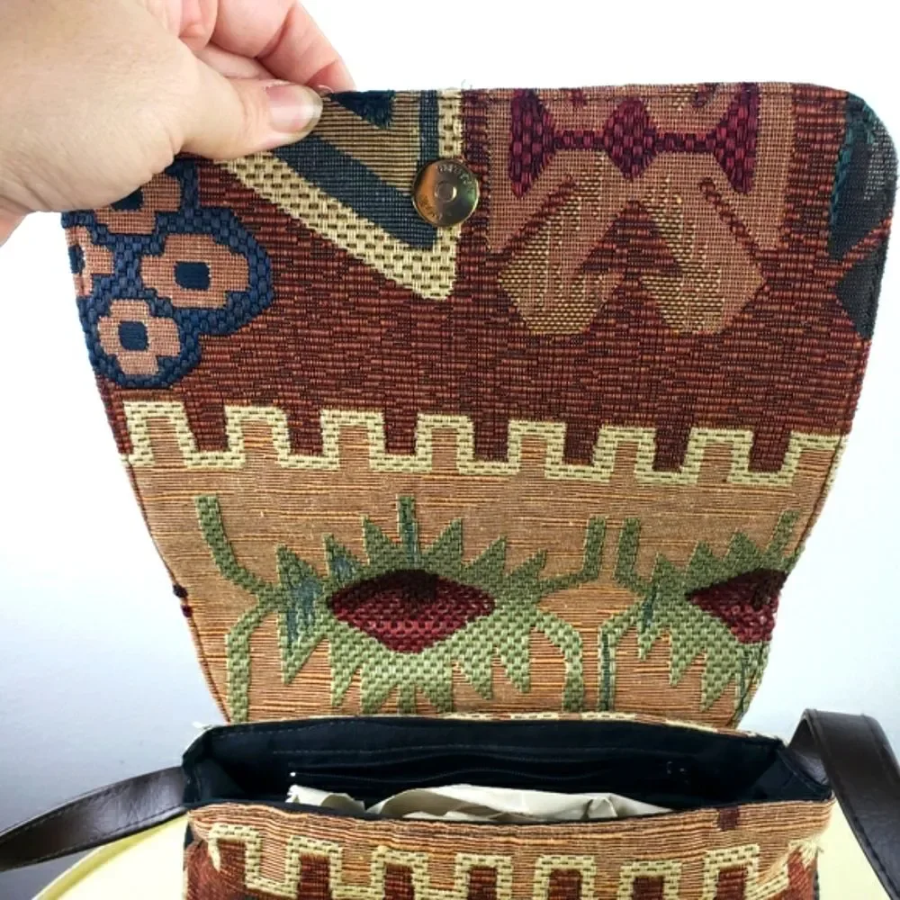 Women's Vintage Arizona Geo Aztec Threaded Nine West.Crossbody - Picture 3 of 16
